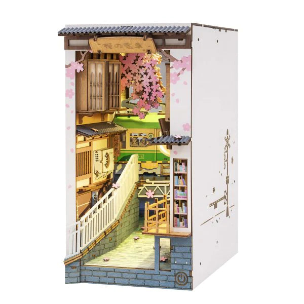 La maquette en bois Sakura Densya TGB01, une décoration originale pour votre intérieur
