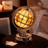 Globe terrestre motorisé en bois Rokr ST003D, vue 4