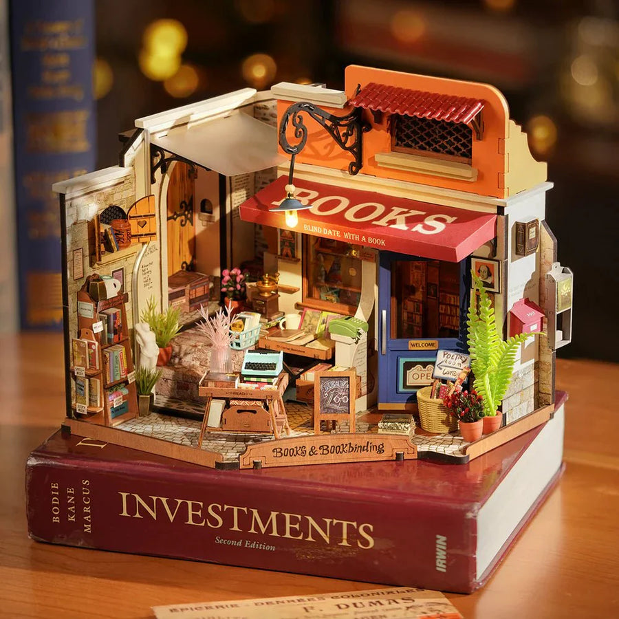 Diorama librairie Corner Bookstore Rolife DG164 assemblé